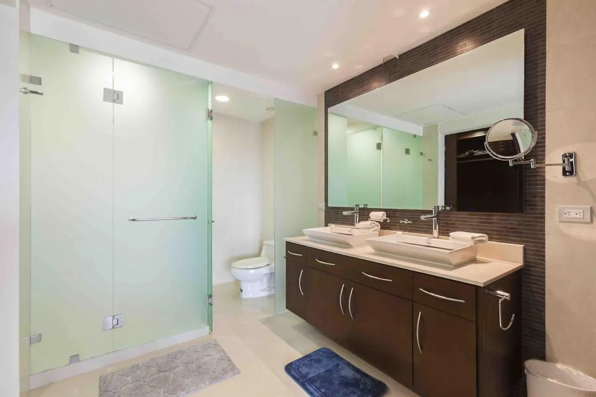 شقة Luxury Ocean View Private Jacuzzi Mareazul بلايا ديل كارمن 0*,