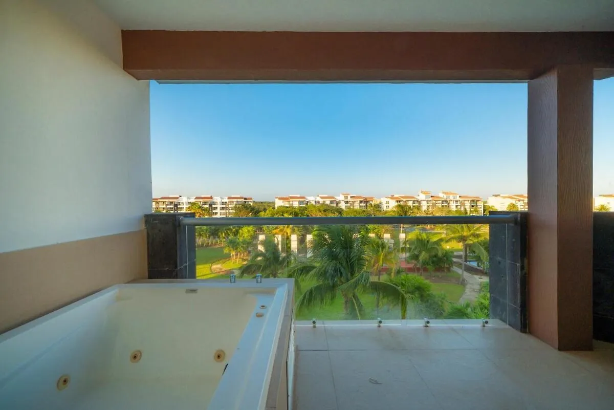 Luxury Ocean View Private Jacuzzi Mareazul Apartment Playa del Carmen