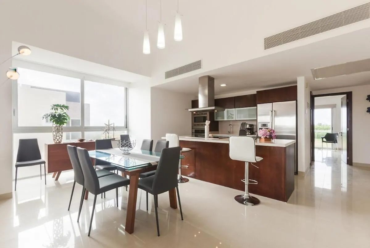Luxury Ocean View Private Jacuzzi Mareazul Apartment Playa del Carmen
