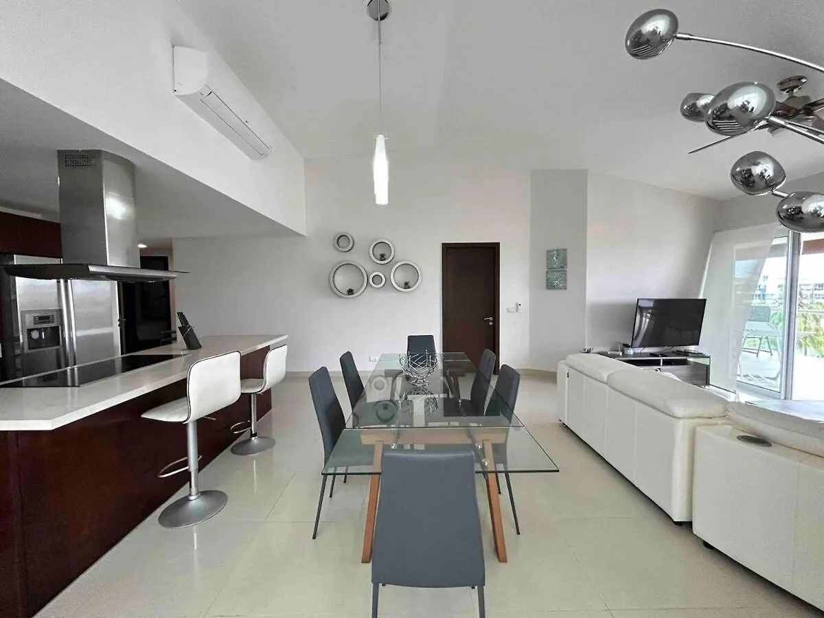 Luxury Ocean View Private Jacuzzi Mareazul Apartment Playa del Carmen