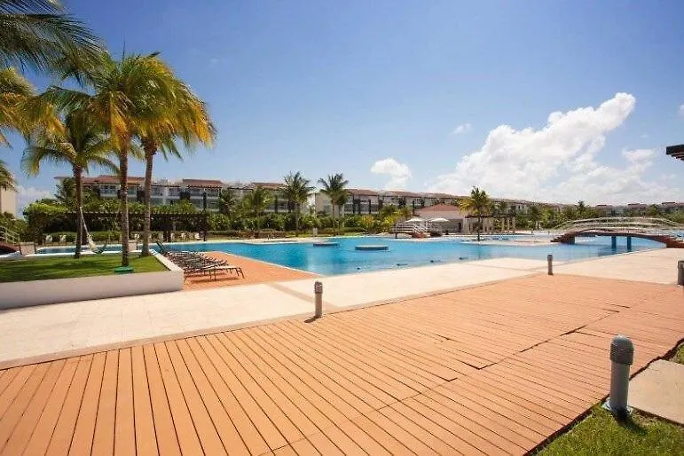 Luxury Ocean View Private Jacuzzi Mareazul Apartment Playa del Carmen